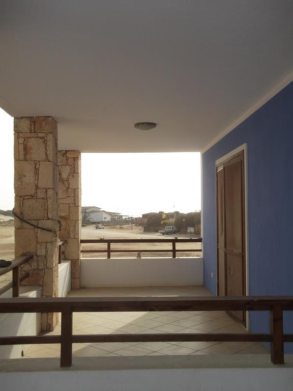 Apartment Ocean Front Praia Estoril Sal Rei Exterior photo